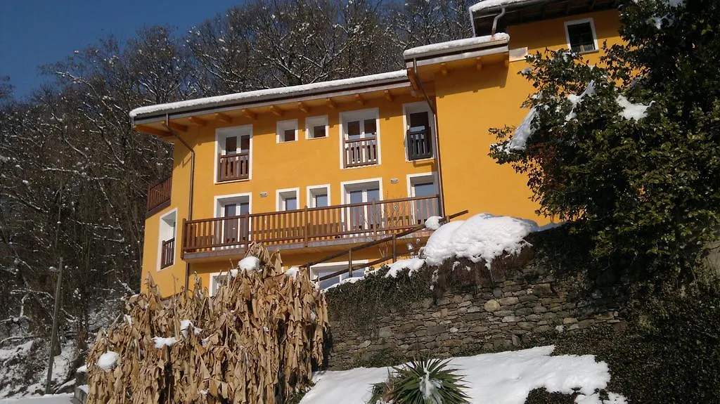 B&B La Nave Ponte Cremenaga Bed & Breakfast