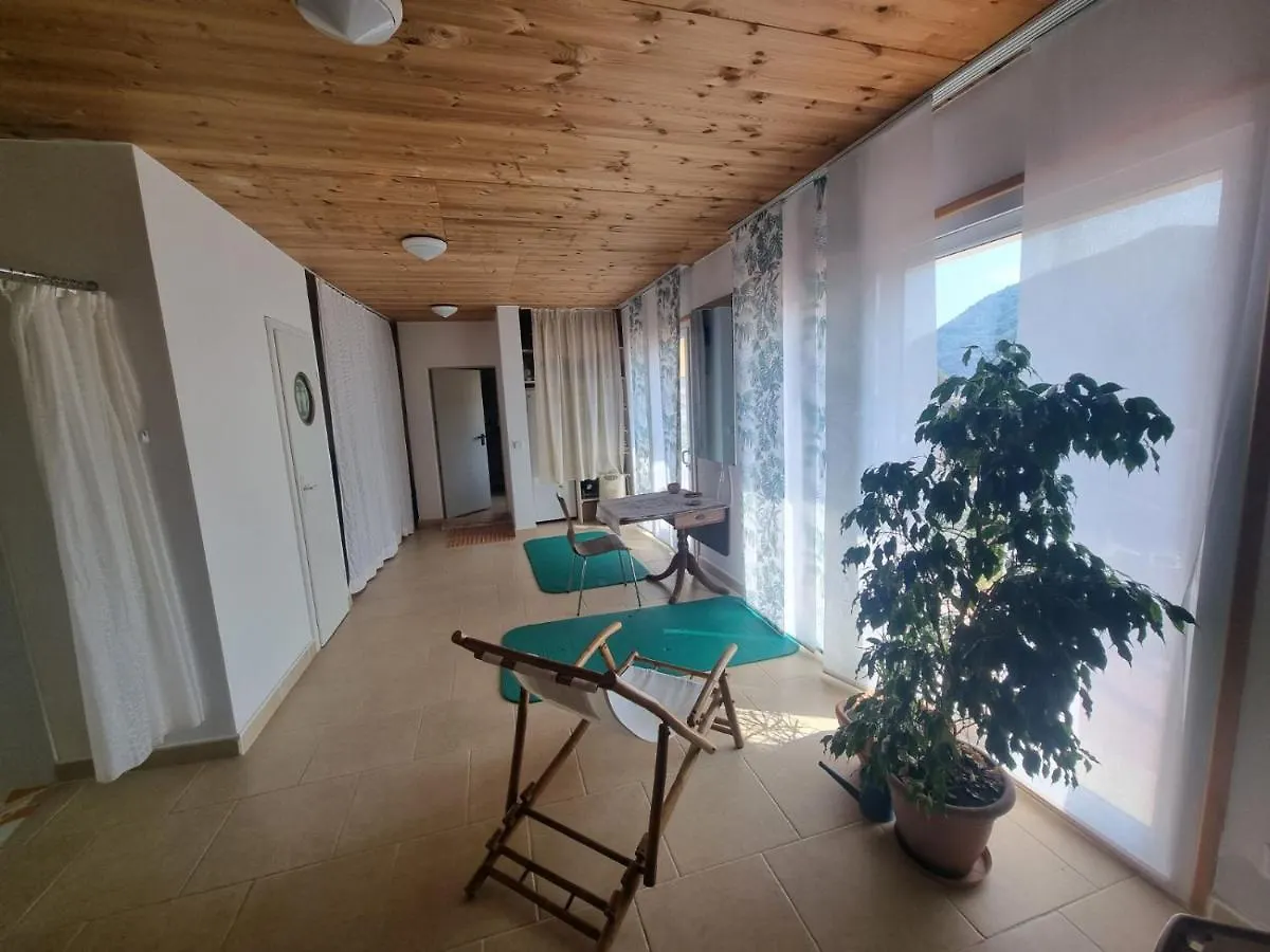 La Nave B&B Monteggio 3*,