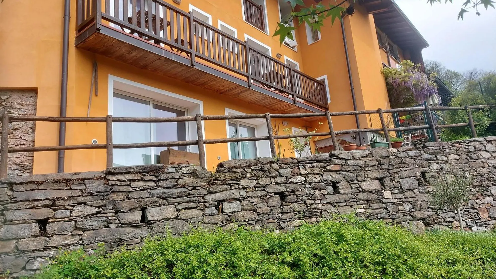 Bed & Breakfast La Nave B&B Monteggio