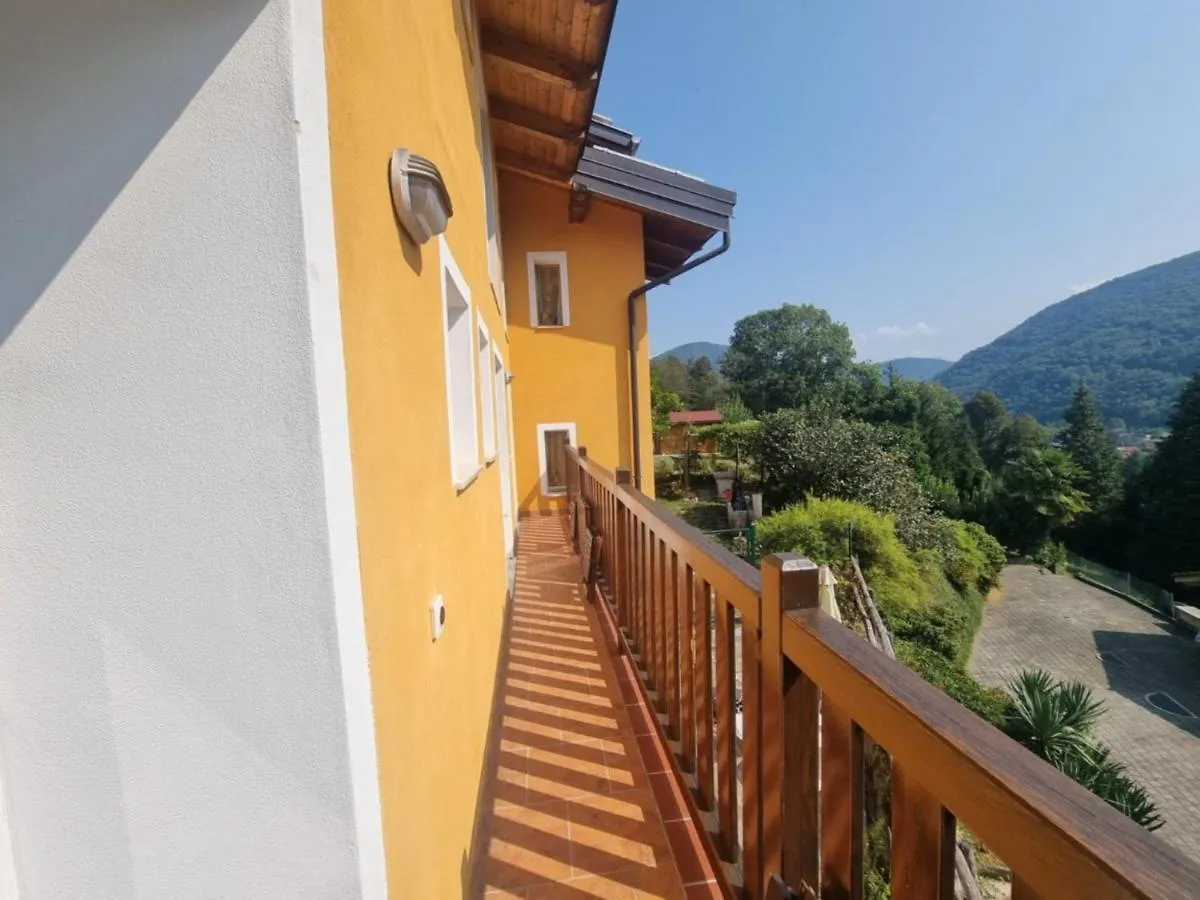 B&B La Nave Ponte Cremenaga Bed & Breakfast